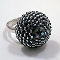 Ring in Peyotte techniek
