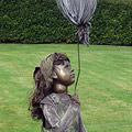 Spelend meisje met ballon