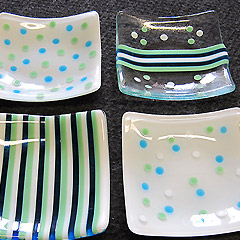 Picture: Stripes and dots