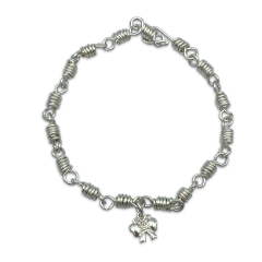 Picture: Verzilverde wire juwelen