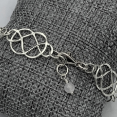 Picture: Smeden met zilverdraad