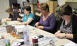 Picture: Halsketting met keramiekkralen