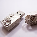 Picture: USB stick omhuld met Art Clay SIlver
