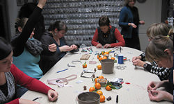 Picture: Lederen armband met Swarovskis